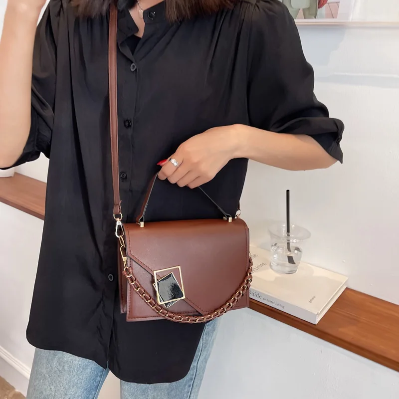 New Fashion Women Small Square Buckle Shoulder Bag Retro Leather Crossbody Bag Solid Casual Ladies Handbag Commuter Satchel