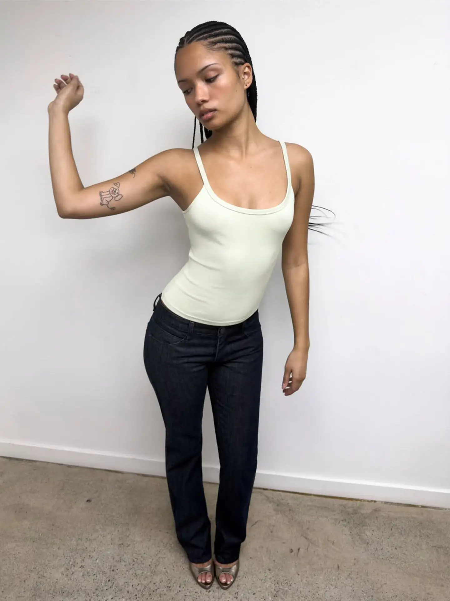 Tank Cotton Stretch V-Neck Halter Top Minimalist Versatile Black White Ribbed Fitted Top for Women