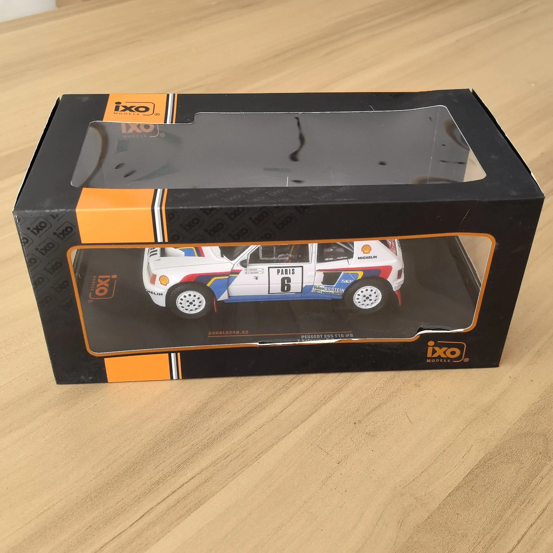 

Box Old Diecast IXO 1/24 Scale PEUGEOT 205 T16 #6 1985 K3 Alloy Car Model