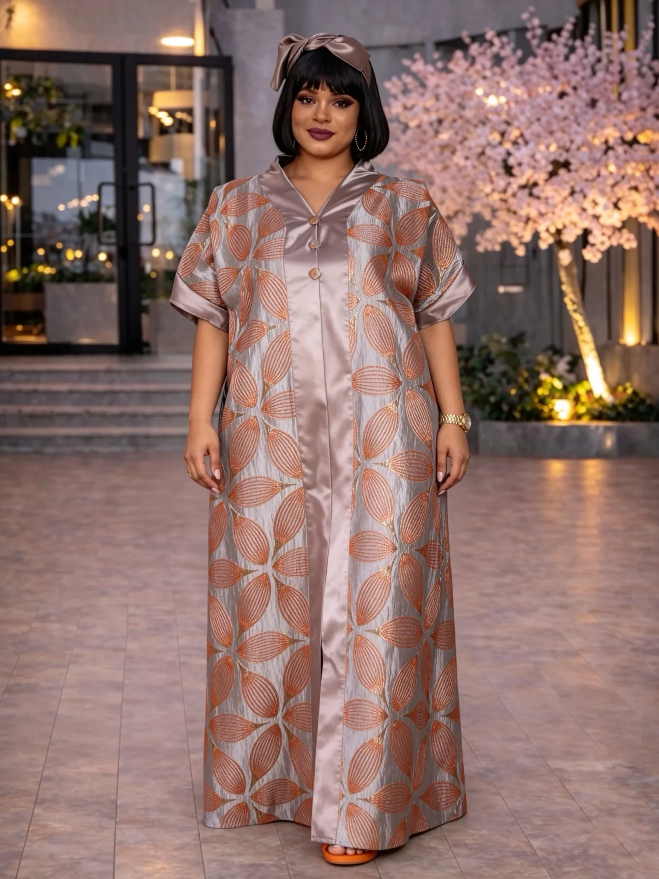 Stylish Plus Size Abaya Dress Middle East Traditional Jacquard Satin Robe with Waist Tie V Neck Long Flowy Maxi Gown for Women