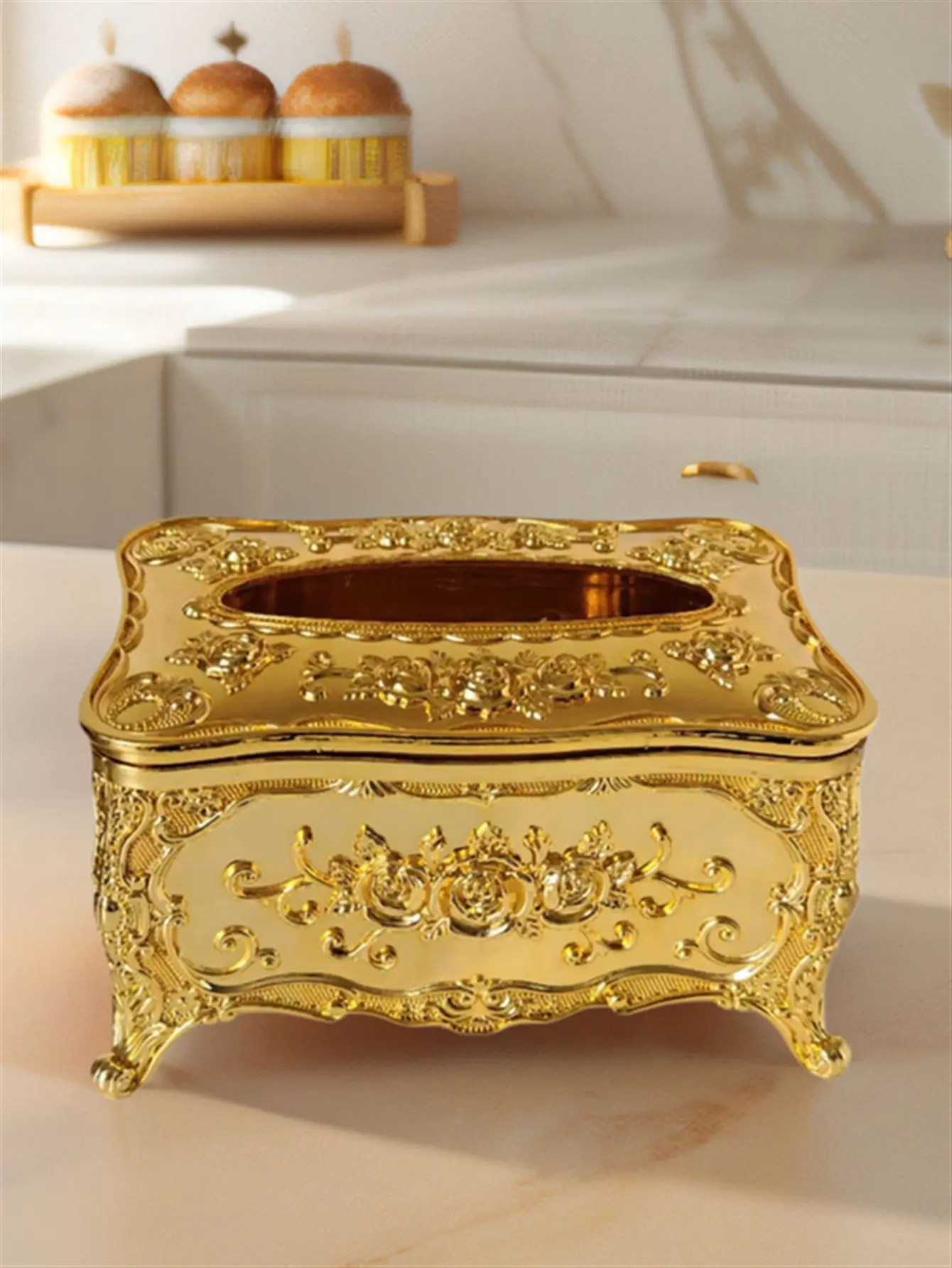 قطعة واحدة من صندوق الأنسجة الرائع على الطراز الأوروبي المزين بالزهور الذهبية، يستخدم لتخزين صندوق الورق الورقي البسيط والفاخر في ديكور المنزل