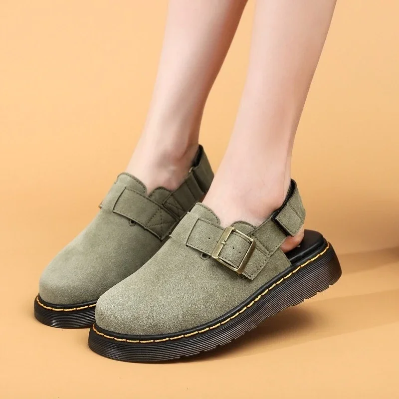 여름 럭셔리 브랜드 슬리퍼 남성 캐주얼 뮬 슈즈 슬립온 패션 플랫폼 하프 로퍼 남성 경량 가죽 샌들