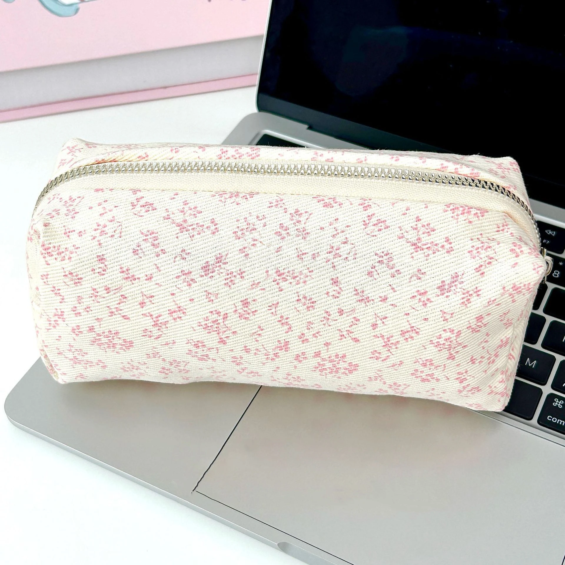 Travel Accessories Needed - 1個 18*7*8cm メイクアップバッグ 高品質キャンバス製 ポータブル収納バッグ スタイリッシュなペンバッグ