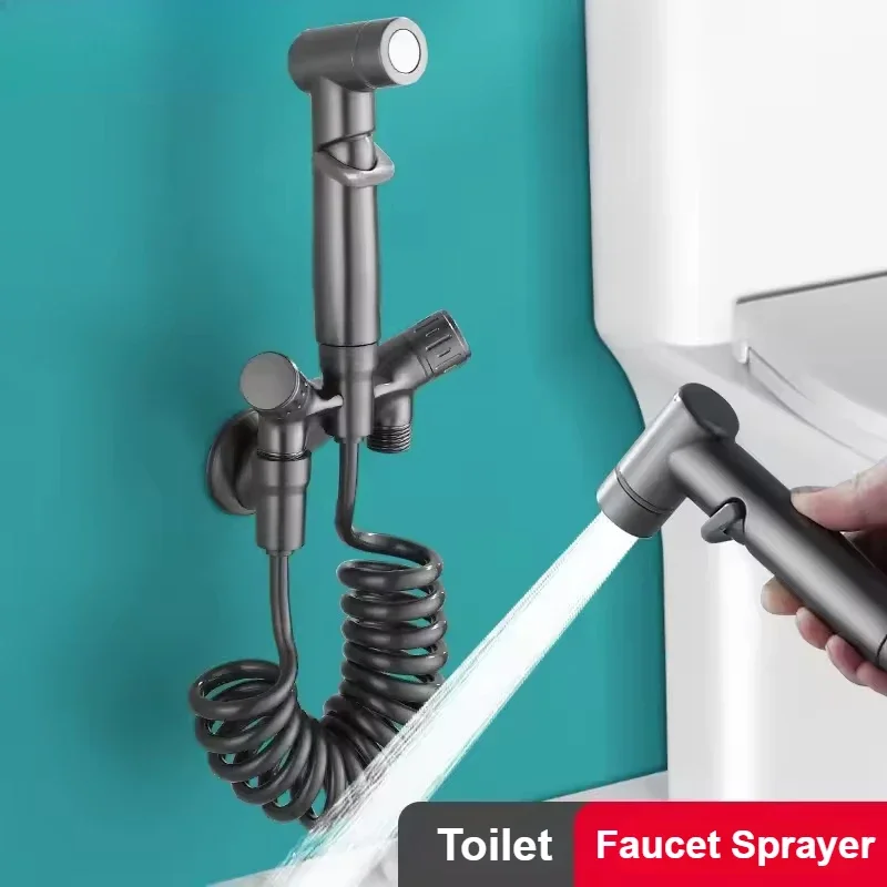 

Ручной смеситель для унитаза и биде, распылитель, мини-набор для ручного биде для ванной комнаты, самоочищающаяся насадка для душа, угловой клапан «один в два»