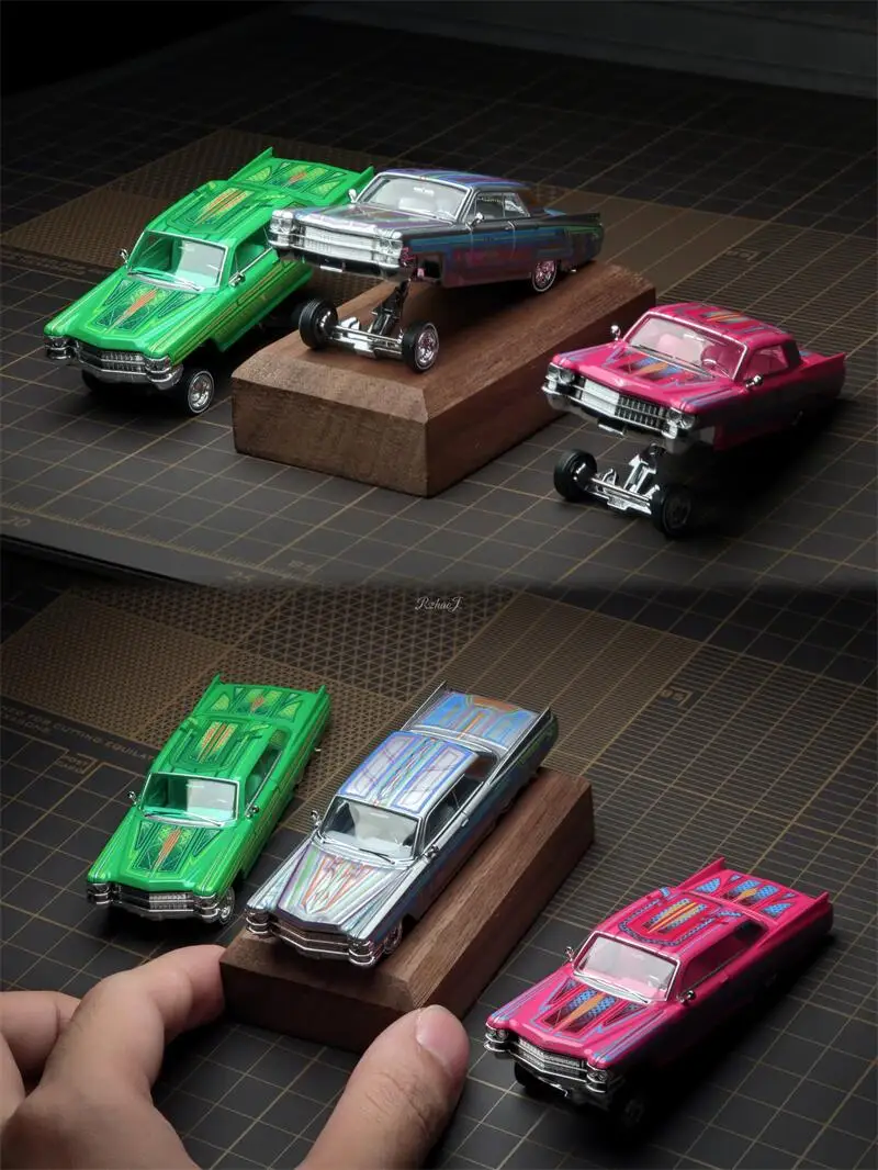 97m 1:64 Coupe DeVille Metal pink / Metal green / Silver Diecast Model Car