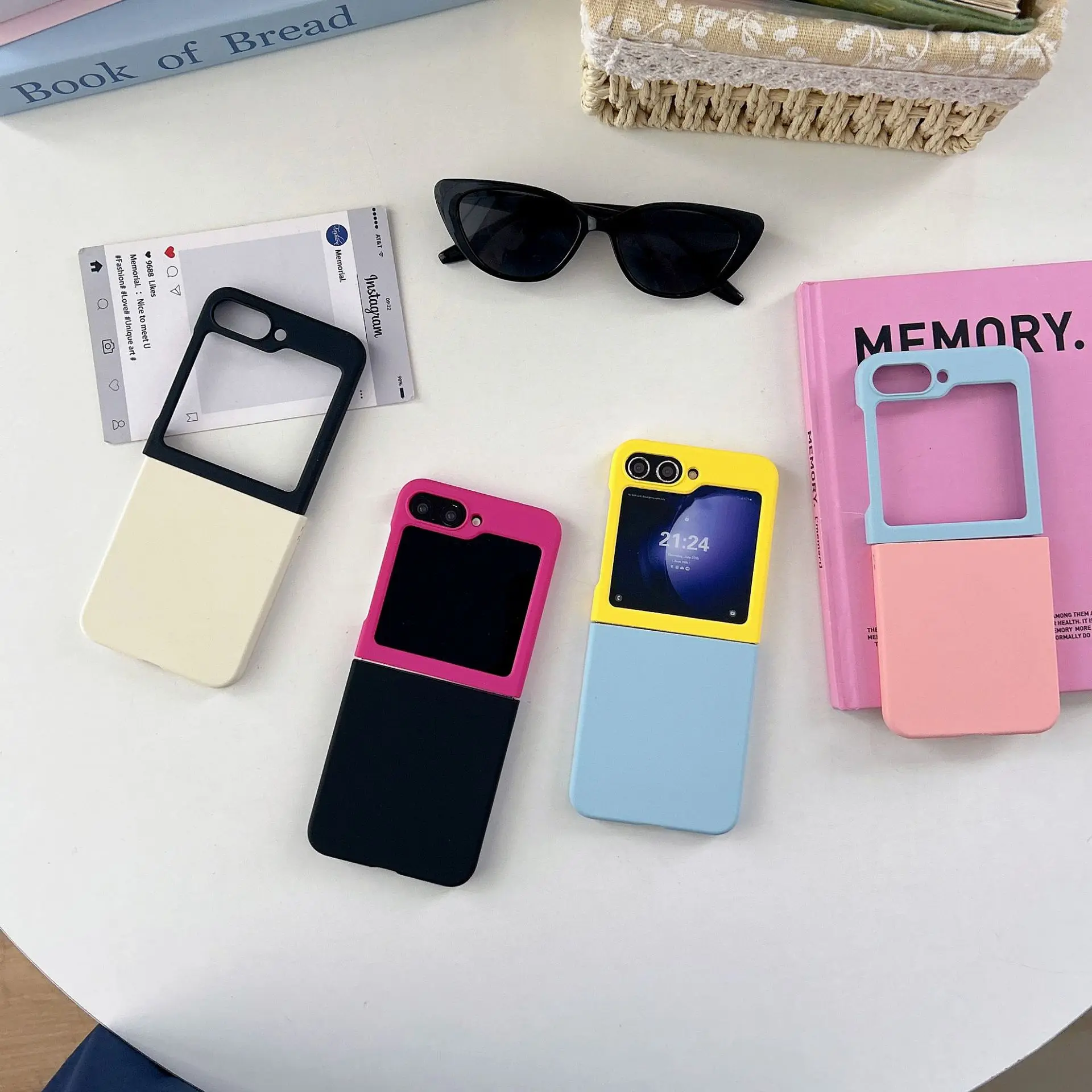 

Contrast Color Smooth Phone Case for Samsung Galaxy Z Flip 7 6 5 4 Protective Back Cover for ZFlip5 ZFlip6 ZFlip7 Case Shell