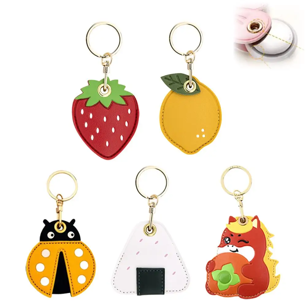 AirTag 2 用レザー漫画イチゴレモンキーチェーンケース - Strawberry Huller のレビューと価格