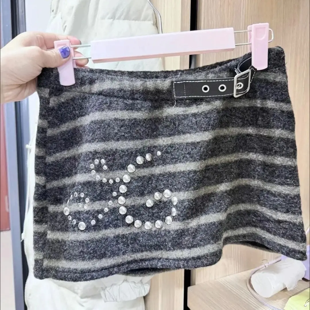 

Kimotimo Vintage Diamonds Striped Skirts Women Autumn Winter High Waist Slim Fit Versatile Mini Skirt Harajuku Y2k Streetwear