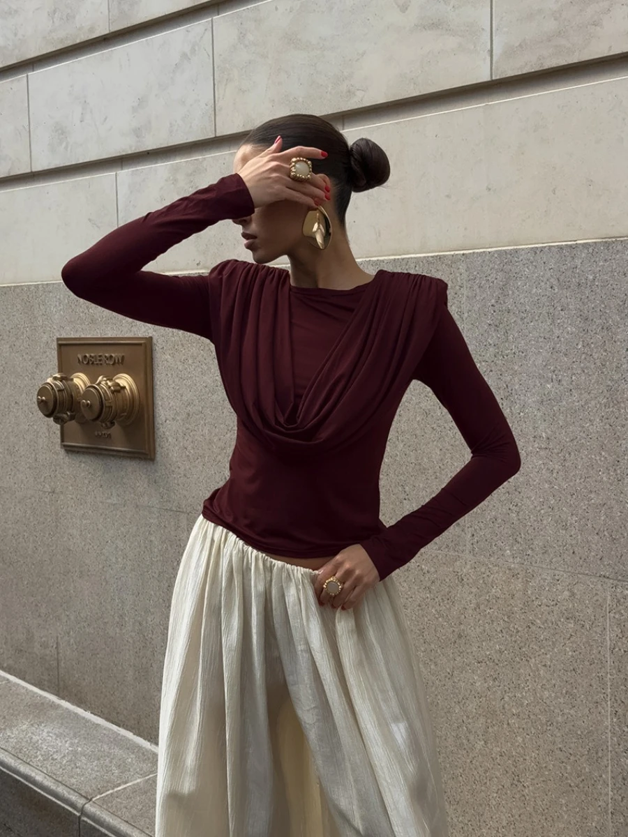 TWOTWINSTYLE Folds Temperament Style T Shirt for Women Swing Neck Long Sleeve Tunic Slimming Fashion Autumn Tees Female Clothing