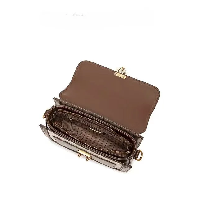 High Quality Fashionable Versatile Contrasting Color Pegasus Buckle Niche Design Single Shoulder Hand-held Small Square Bag