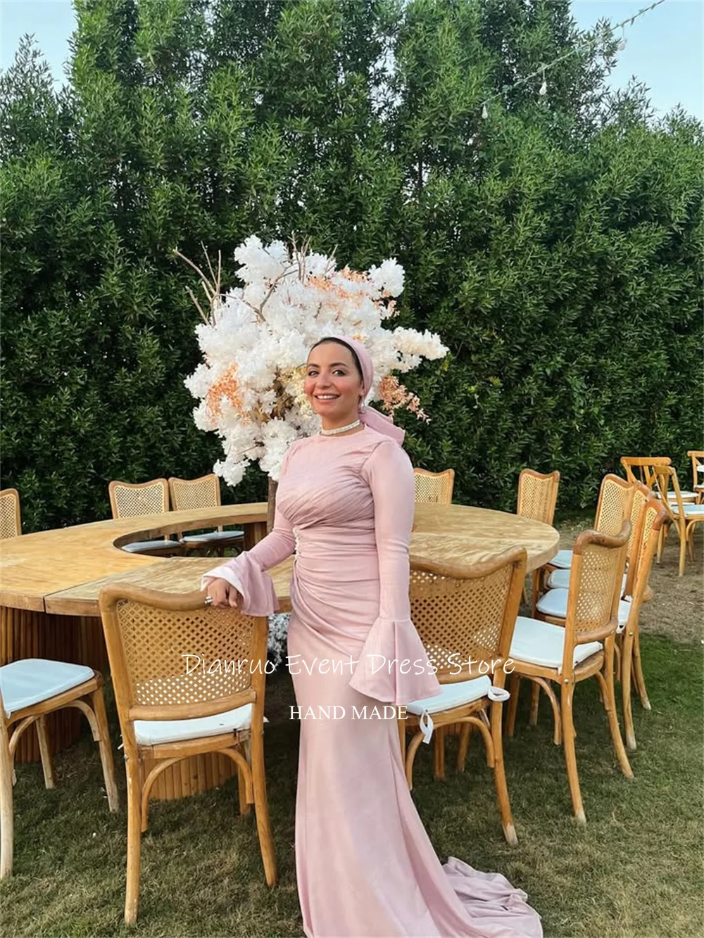 Dianruo فساتين سهرة بأكمام واسعة وردية على شكل حرف A فساتين حفلات أنيقة من الساتان برقبة دائرية فستان حفلات الزفاف العربي السعودي حسب الطلب