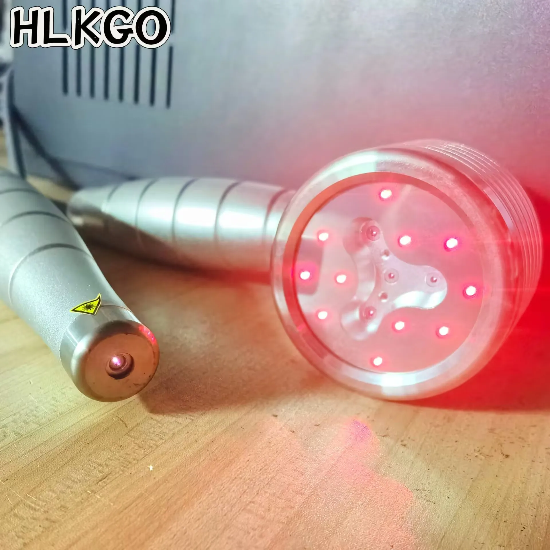 

Профессиональный аппарат для холодной лазерной терапии HLKGO 650 нм 808 нм - LLLT-терапия для лечения боли в плече, растяжений и восстановления после травм
