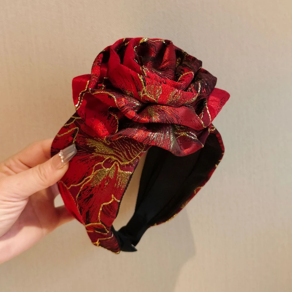 

European Vintage Rose hair accessory 7cm Wide Headband for Women Perfect for Weddings Parties Everyday Elegance