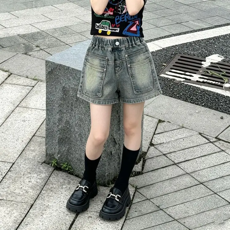 New 2026 Summer Fashion Denim Shorts for Girls Versatile Three Dimensional Pocket Casual Pants Trendy Denim Shorts