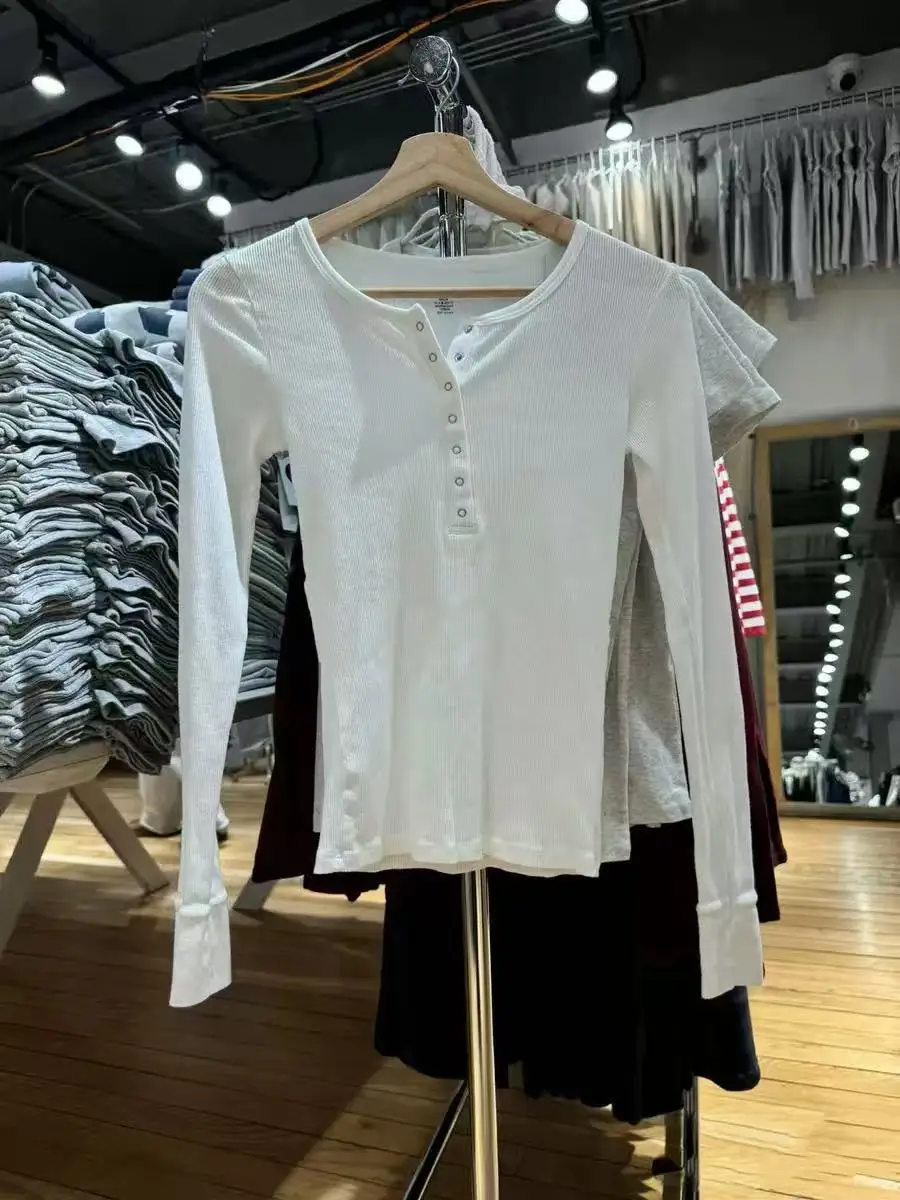 

New Solid Buttons T-shirt Women Streetwear Casual O-neck Cotton Slim Long Sleeve Tshirt All-match Simple Basic Tee Tops