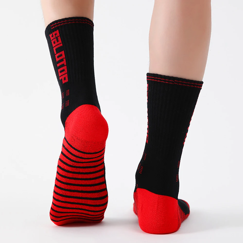 جوارب رياضية للرجال ذات أداء سميك مبطن رياضي متوسط الأنبوب عالي الجودة لكرة السلة والجري والتدريب