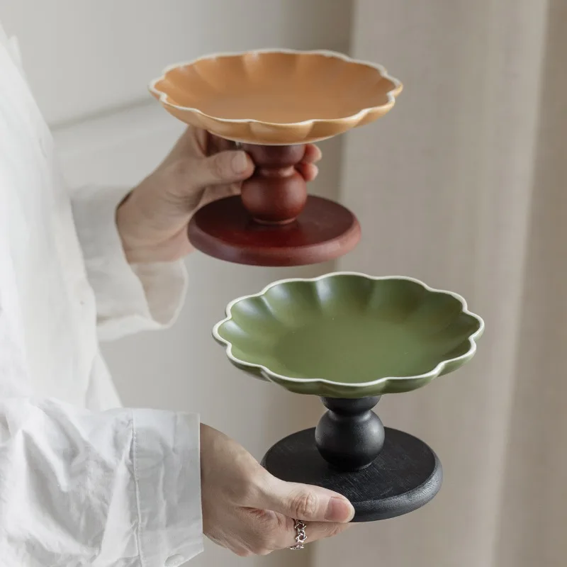 

Керамическая тарелка с фруктами и закусками, тарелка в форме лепестка, десертная салатница, ювелирные изделия для спальни, косметика, ароматическая поднос для хранения свечей, новый