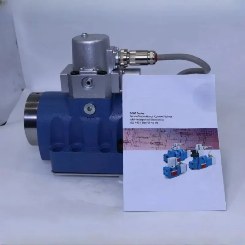 Gold Seller D661/D662/D633/G761/G631 D792 Series Hydraulic Servo Valve D792-4001 D792-5068
