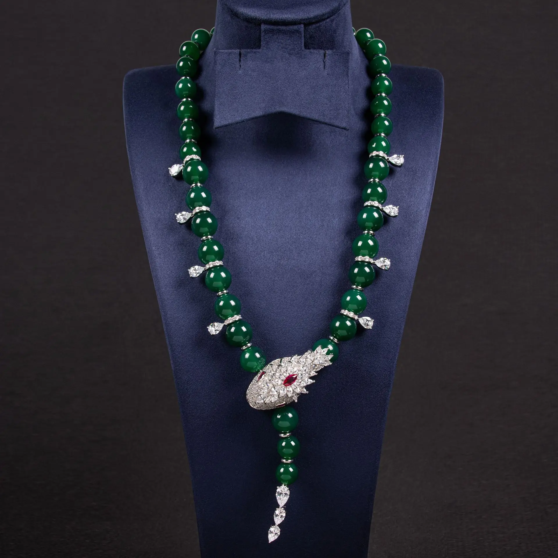 Women Black glazed agate female zircon Necklace 2024
