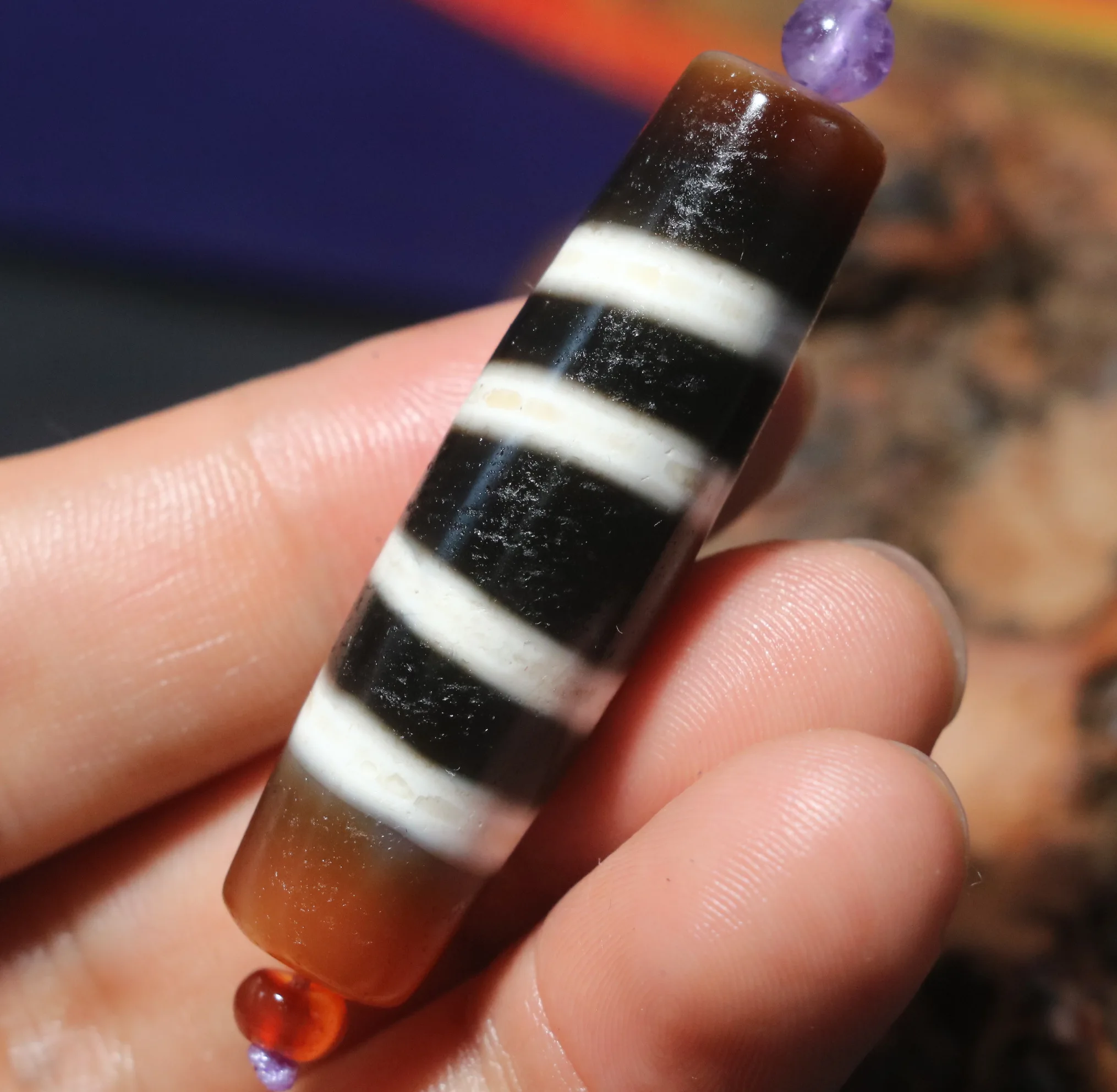 A Treasure Energy Tibetan Old Agate 3 Color Line Type Healing dZi Bead Amulet Pendant 0F20V Timestown UPD22