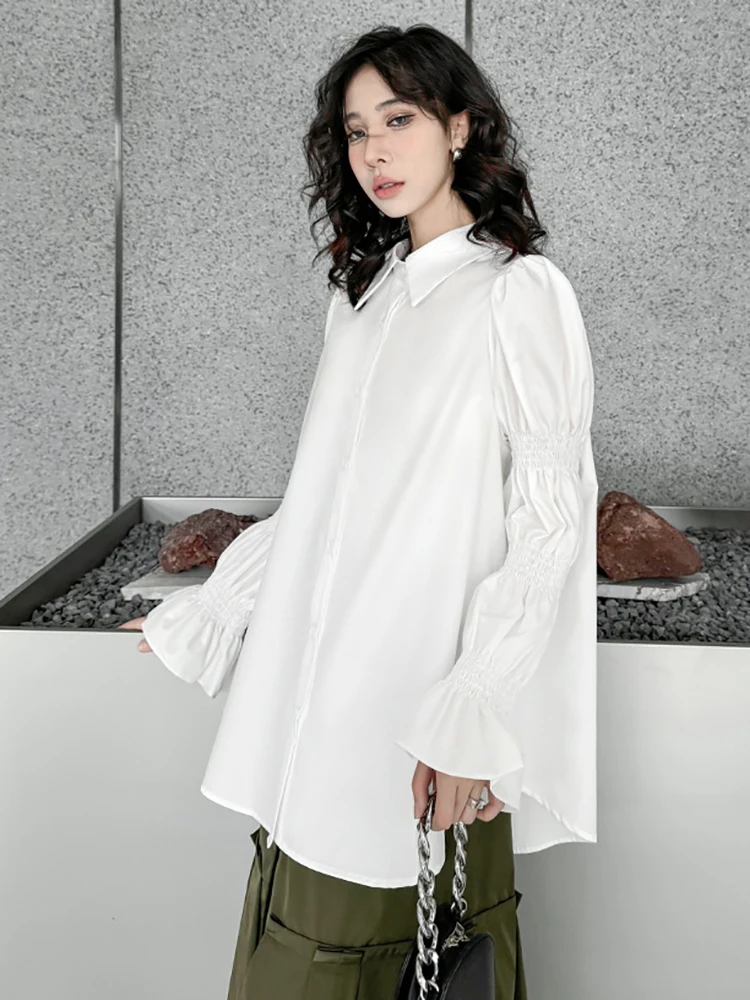 [EAM] Women White Big Size Casual Blouse New Lapel Long Lantern Sleeve Pleated Shirt Fashion Tide Spring Autumn 2024 1DH4459