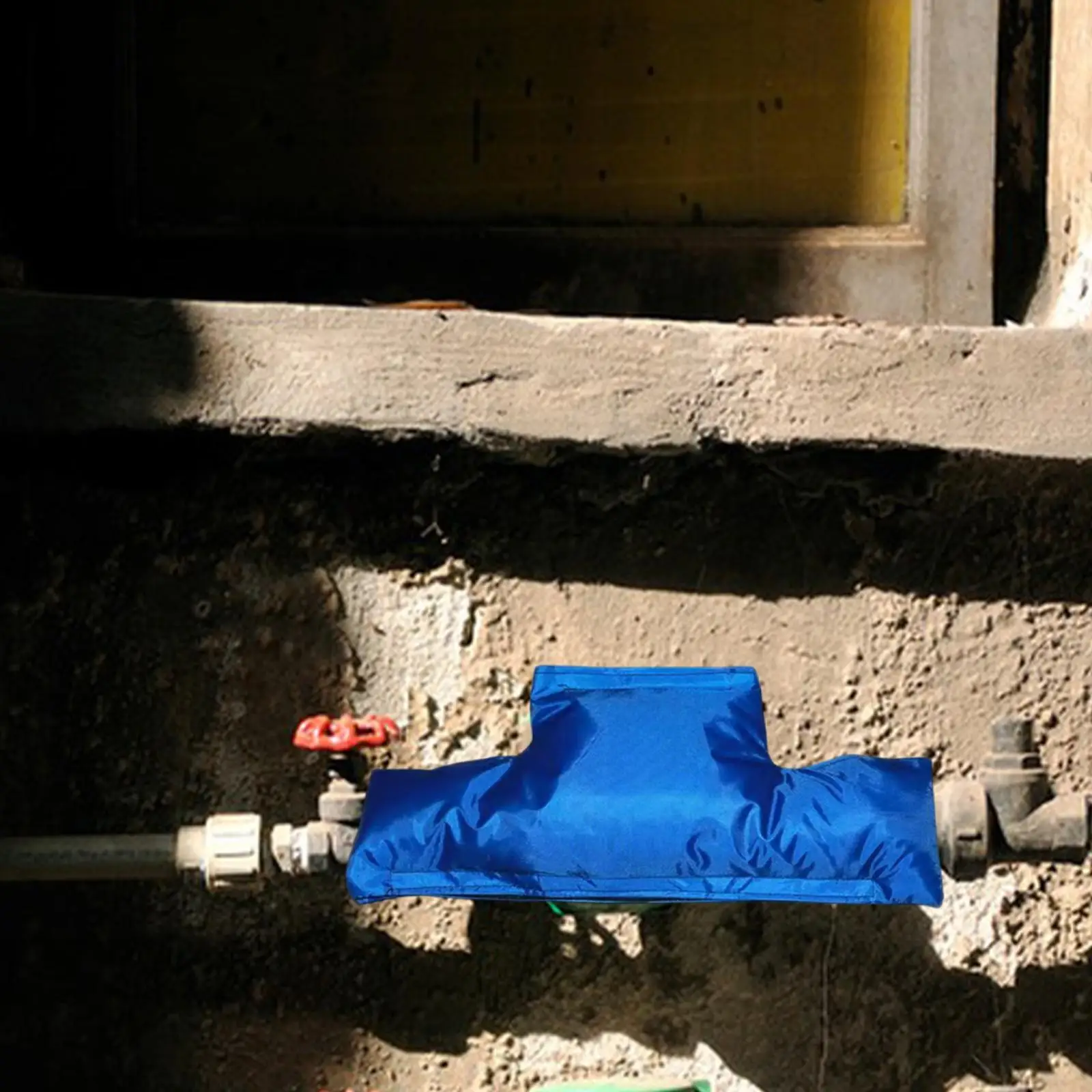 

Изолированная крышка счетчика воды, водонепроницаемая, с хлопковой подкладкой, универсальная изоляционная крышка для предотвращения обратного потока на открытом воздухе, защита от замерзания