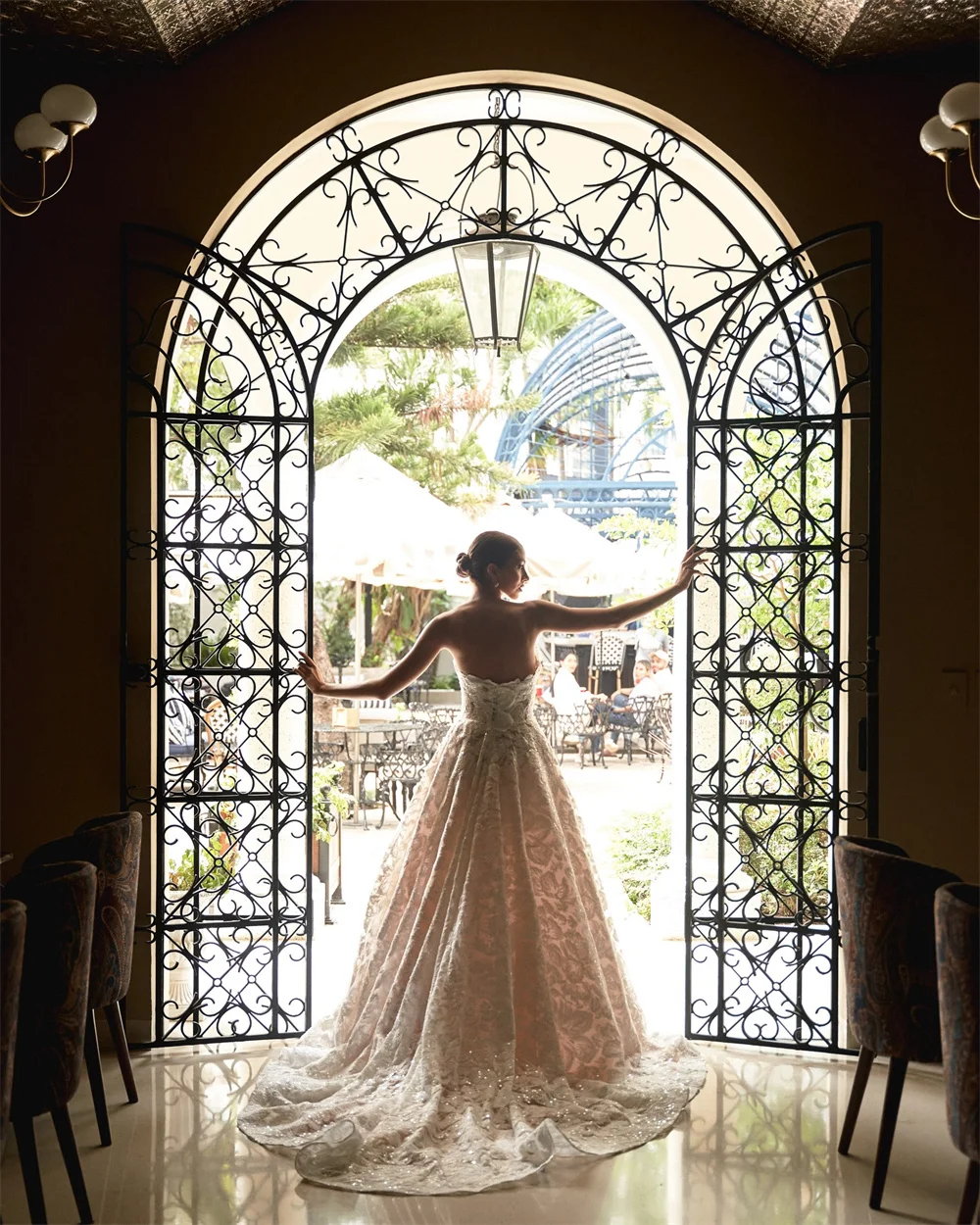 Kyoto Customized Ivory Flower Lace Strapless Wedding Dress Glitter Sweetheart Neck vestidos de novia A-Line Long Train Formal image 2