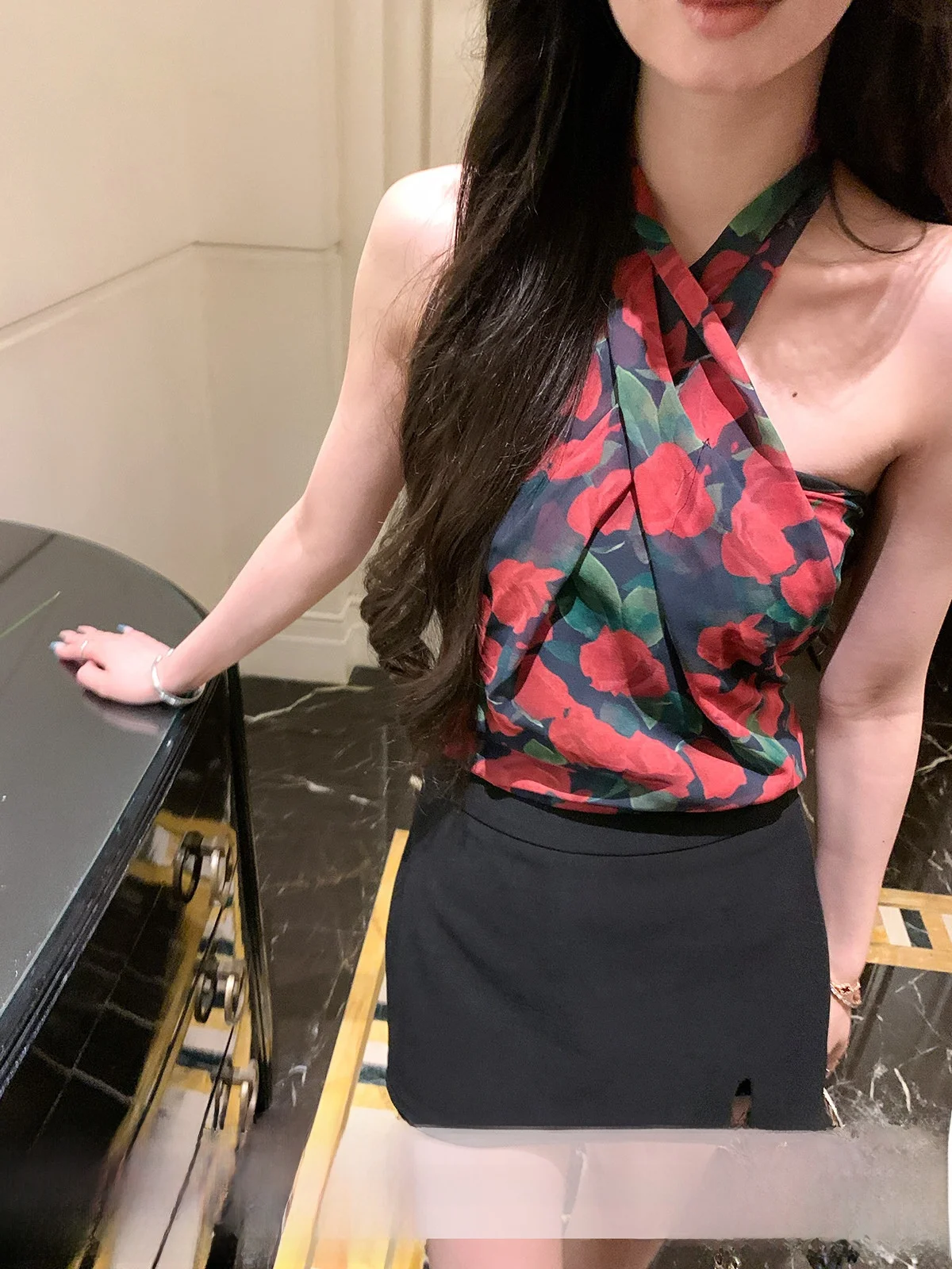 

Юбка Yoyozhang Zhang Yuyu: Повседневная асимметричная черная юбка А-силуэта с высокой талией для женщин, весна, для офиса, стройнящая