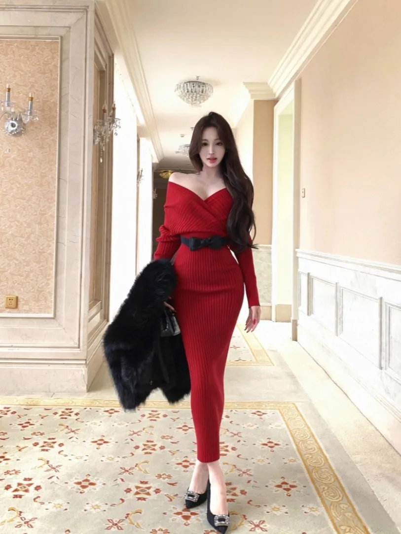 Women's Red V-neck Knit Long-sleeve Bodycon Dress Sexy Back Cutout Ribbed Sweater Dress Autumn Korean Trendy Office Lady Outfits