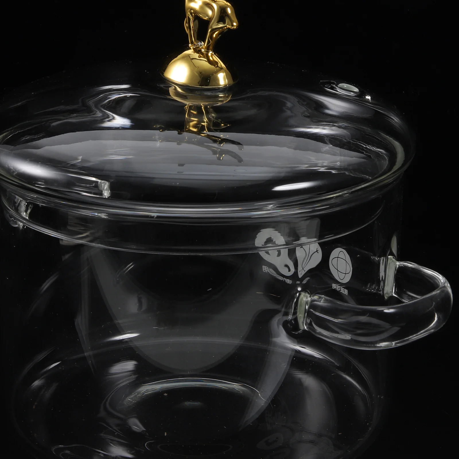 

High Borosilicate Glass Stew Pot with Elk Design Lid Double Ear Noodle Cooking Pot for Soup Ramen Milk Heat Resistant