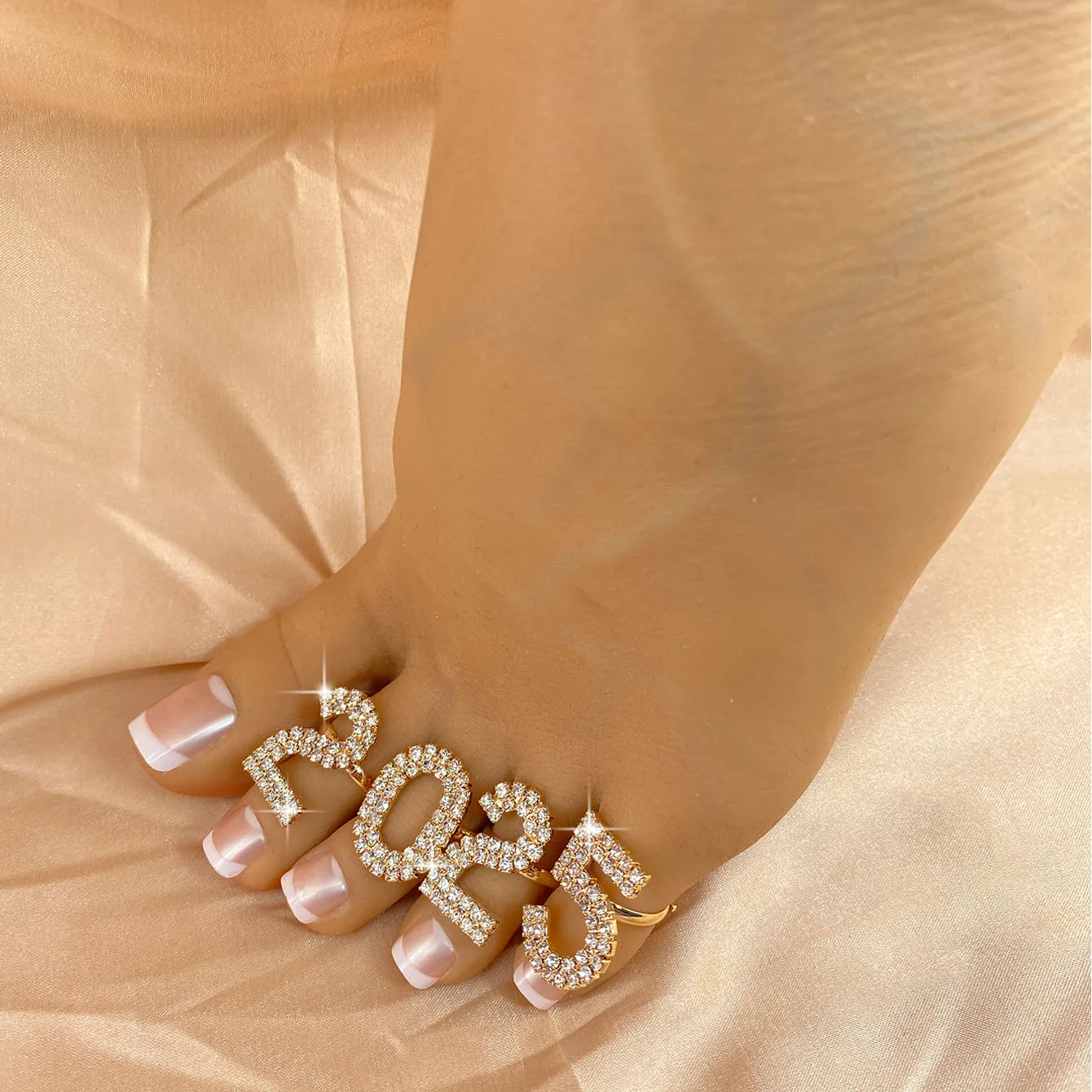 1 Set Of 2025 Toe Ring Set Sexy Foot Ring All Rhinestone Shiny Digital Combination New Year Accessory
