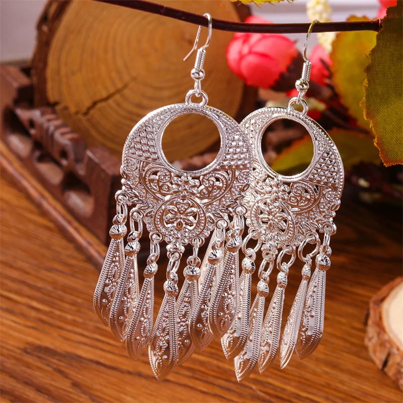 Aihua Silberfarbene Lange Quasten-Ohrhänger mit Pfau- und Schmetterlingsmotiv für Damen, Hochzeits- und Party-Schmuck, Geschenke, Trendige Ohrringe – Detail 3