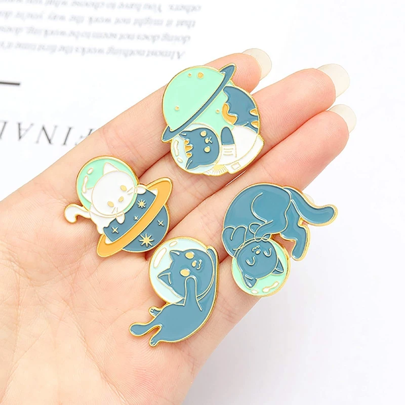 5 Pcs Enamel Pins Set Space Cat Cute Cartoon Animal Astronaut Lapel Pin Brooches For Jackets Backpack Accessory