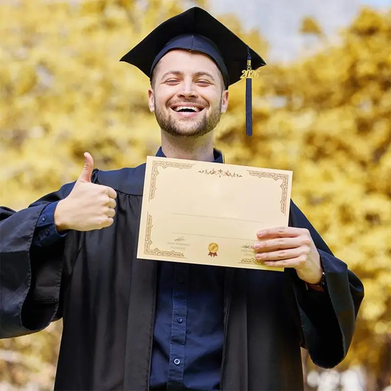 Chapeau de remise de diplôme mat avec gland de l'année 2026 pour les seniors du lycée et des étudiants en licence – Coiffe de cérémonie académique