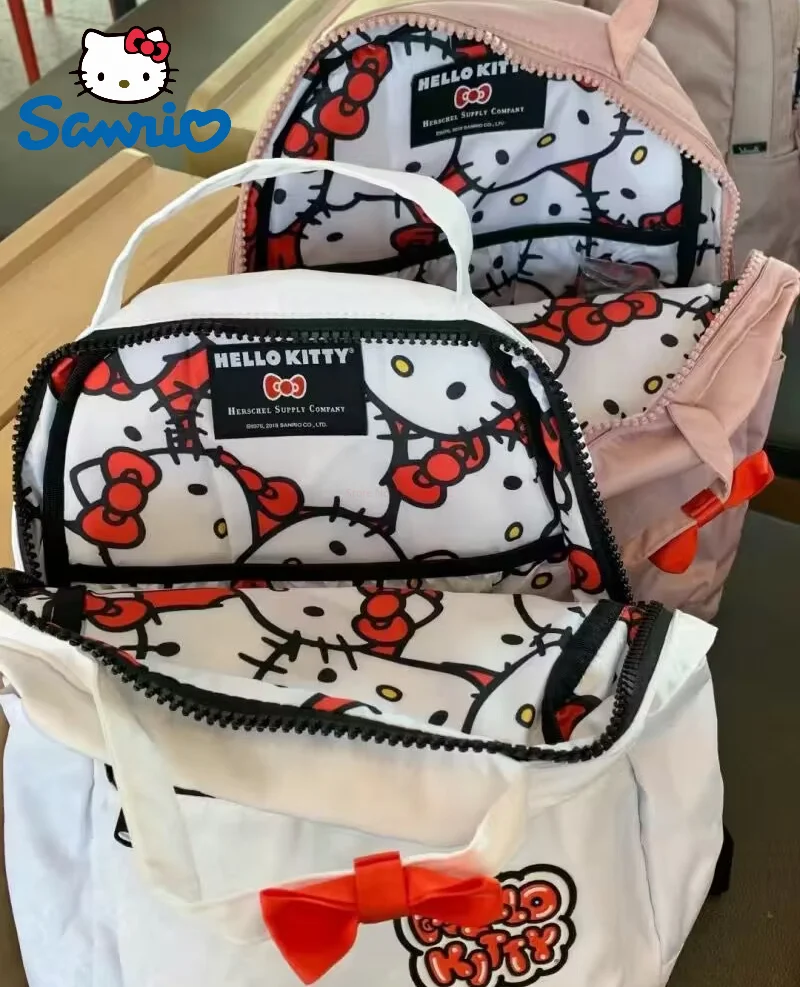 Sanrio กระเป๋าเป้สะพายหลังลายเฮลโลคิตตี้, กระเป๋าเป้อนิเมะสำหรับผู้ชายและผู้หญิงลายการ์ตูนน่ารักน้ำหนักเบาจุของได้เยอะกระเป๋านักเรียนสำหรับการเดินทางไนลอนคุณภาพสูง