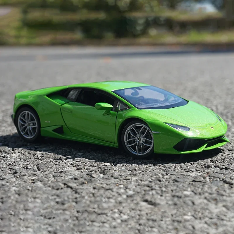 WELLY 1:24 Lamborghini LP610-4 Huracan Alloy Racing Alloy Car Model Simulation Car Decoration Collection Gift Toy