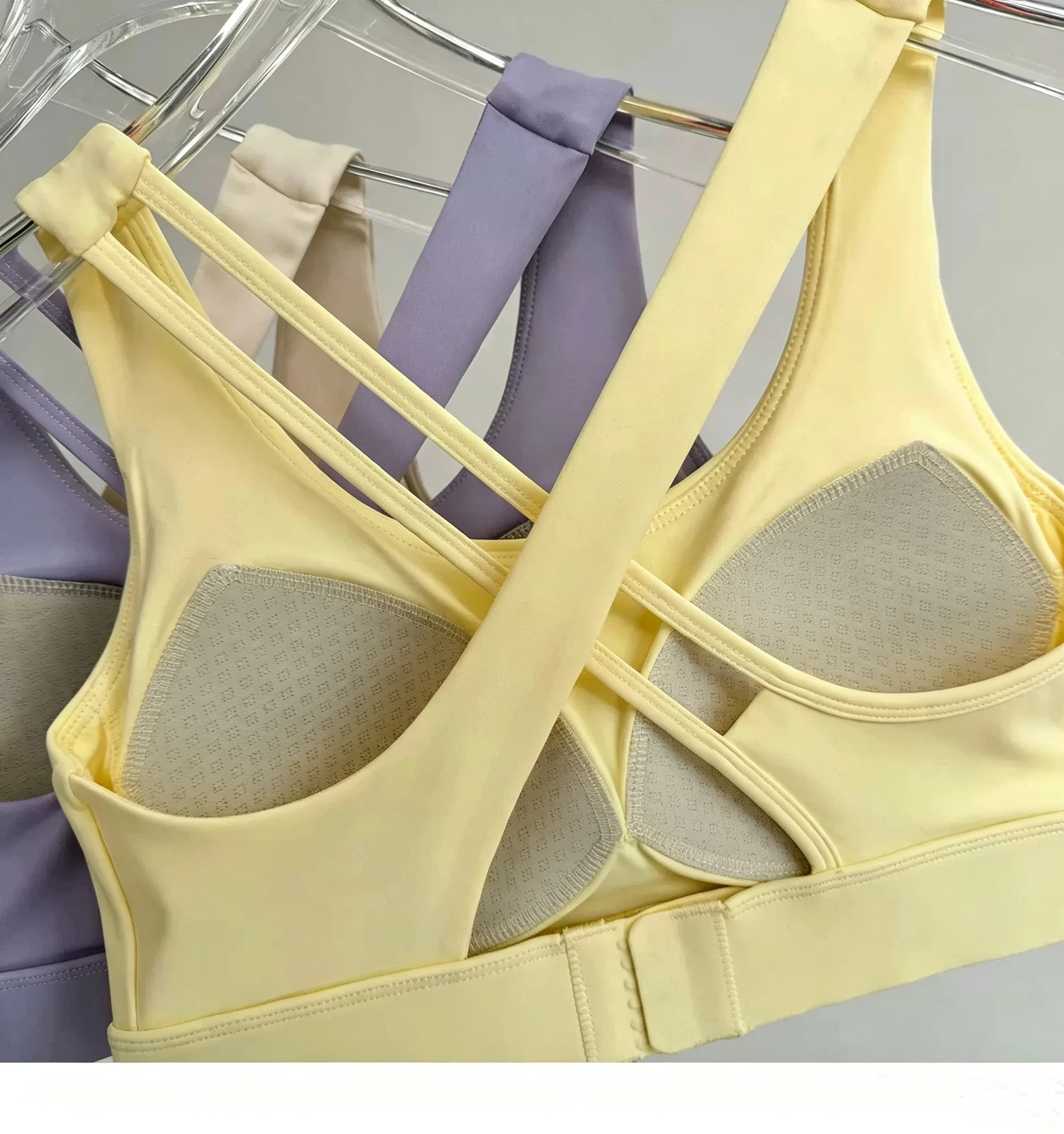Women Shockproof Sports Bra, One Piece Racerback Adjustable Hook Tank Top, Professional Bra for Running Yoga Training Fitness