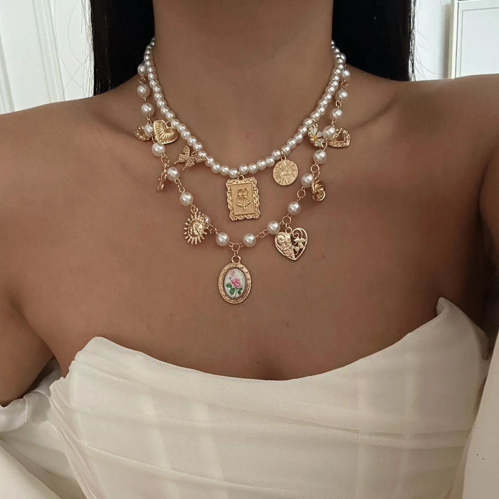 2026 القصر الفرنسي نمط الحب القلب فراشة زهرة عباد الشمس قلادة المرأة الرجعية تقليد اللؤلؤ المختنق قلادة مجوهرات #3