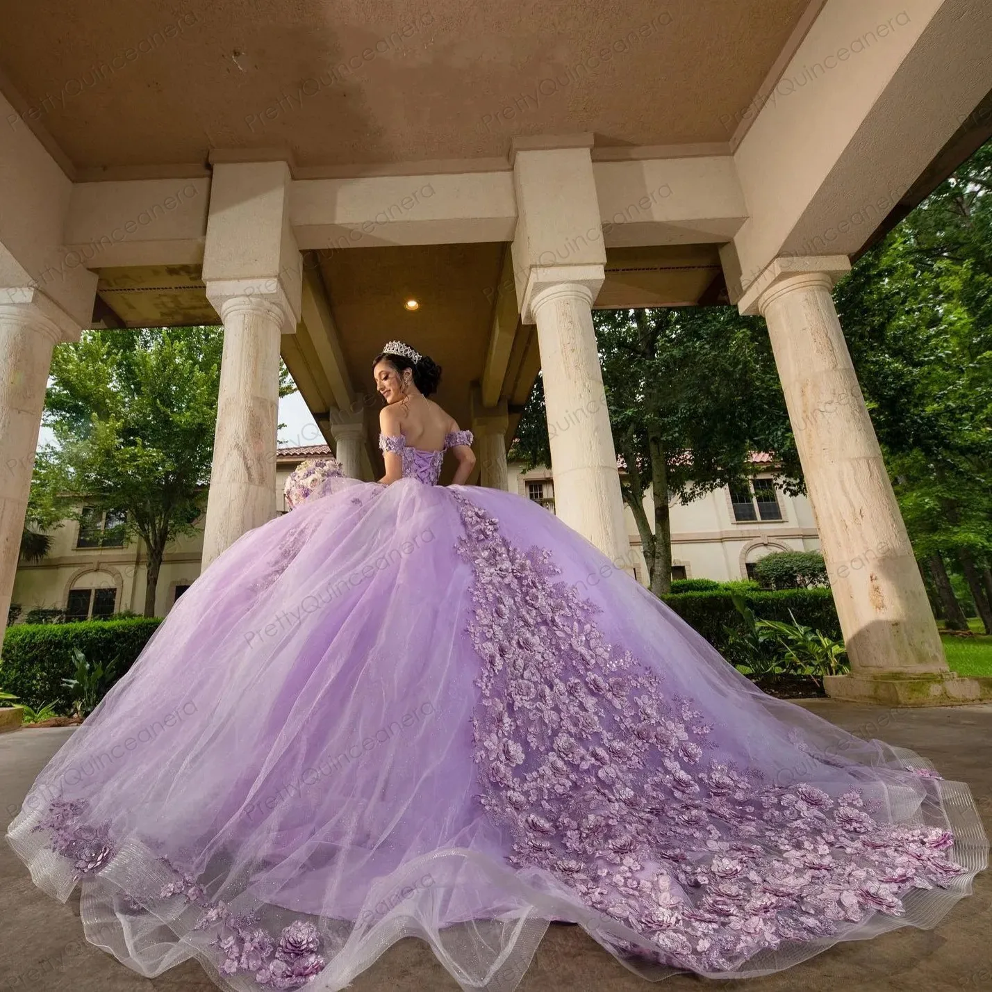 Lilac Floral Big Skirt Quinceanera Dresses with Train Cap Sleeve Handmade Flowers Ball Gown Sweet 15 Prom Party Dress