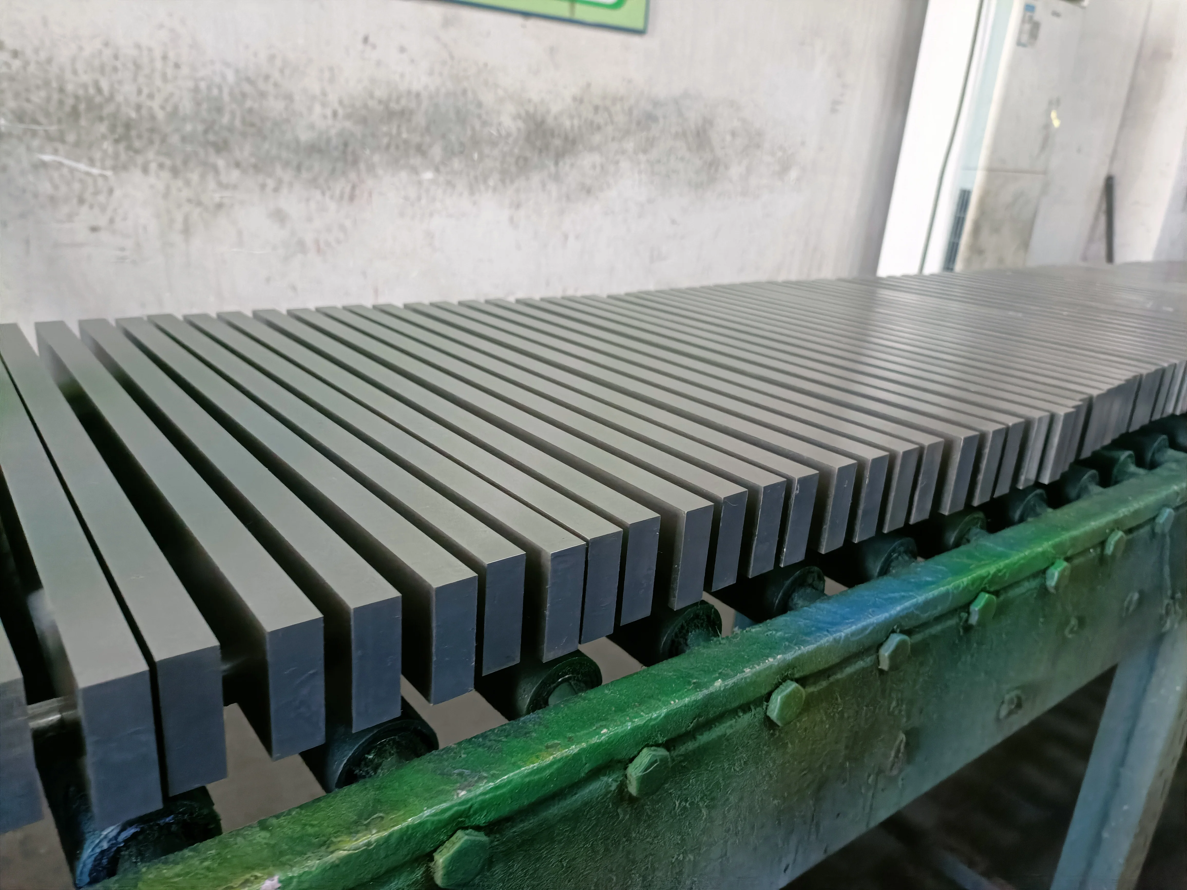 P20 Flat Bar Steel 1.2311 / HPM7 / 3Cr2Mo / 40CrMnMo7 / 35CMD7 Pre-machined / Blank / Mold Plate