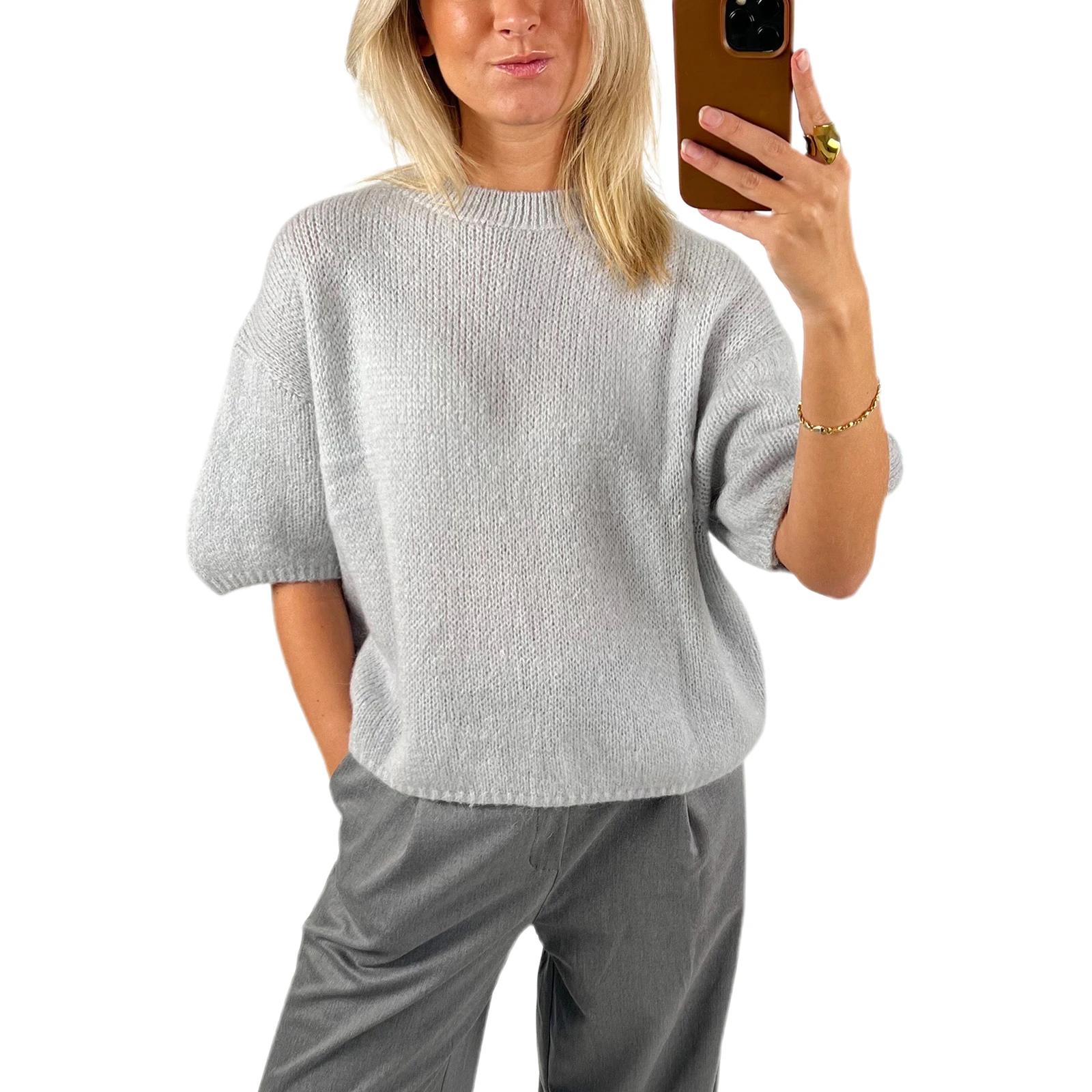 GRAY