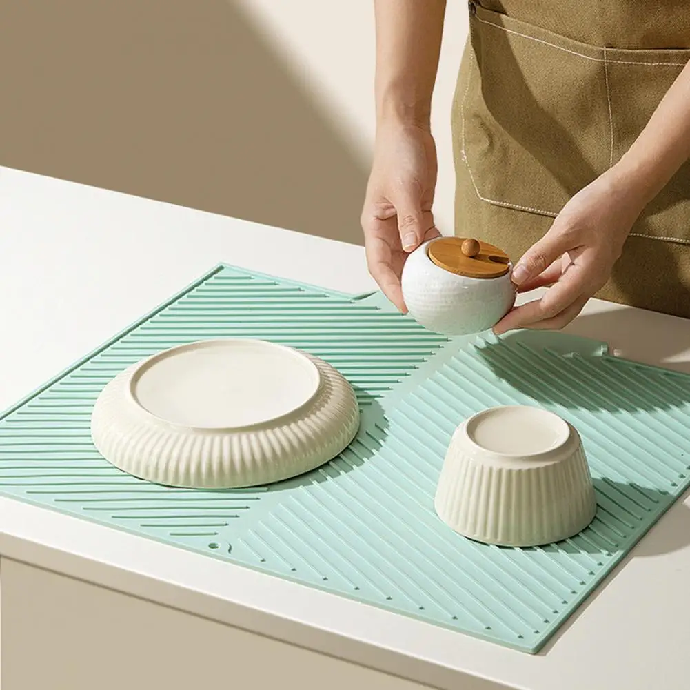 Silicone Dish Drying Mat for Kitchen Counter Fast Drain Heat Resistant Pot Holder Silicone Mat Non-Slip Protector Pad