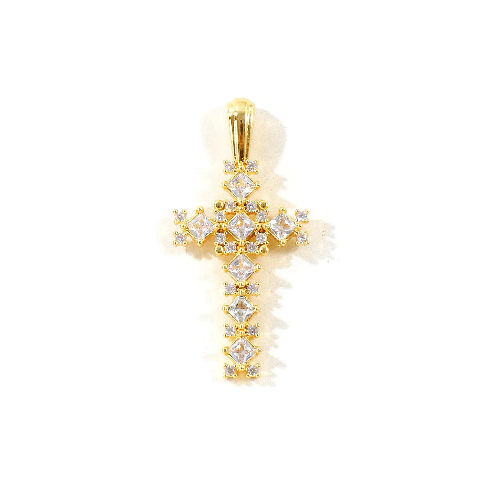1 Stück religiöser Kreuzanhänger, Mikro-Pavé, klare Zirkonia, Messing, 18K vergoldeter Anhänger für DIY-Halskettenzubehör, Großhandel – Detail 1