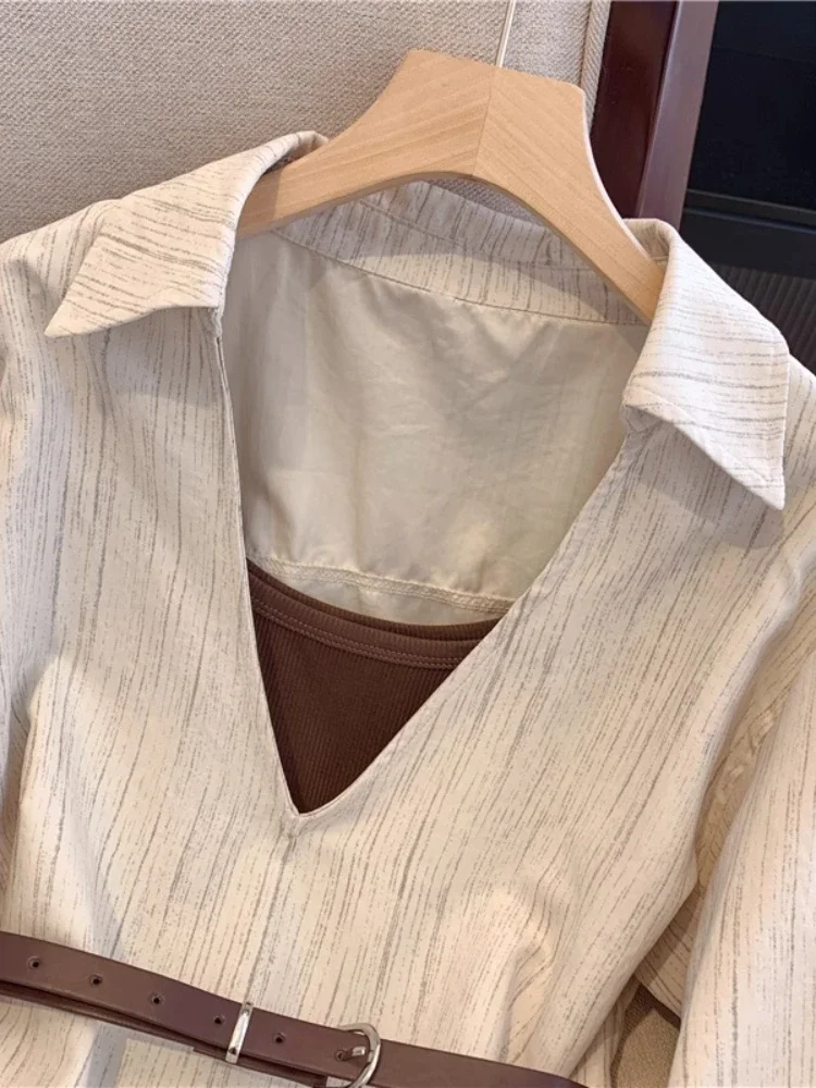 Moda Eleganckie Bluzki Wiosna I Jesień Leniwy Styl Dwuczęściowy Zestaw Koszule z Paskiem Regularne Topy Biurowe 2025 Odzież Damska