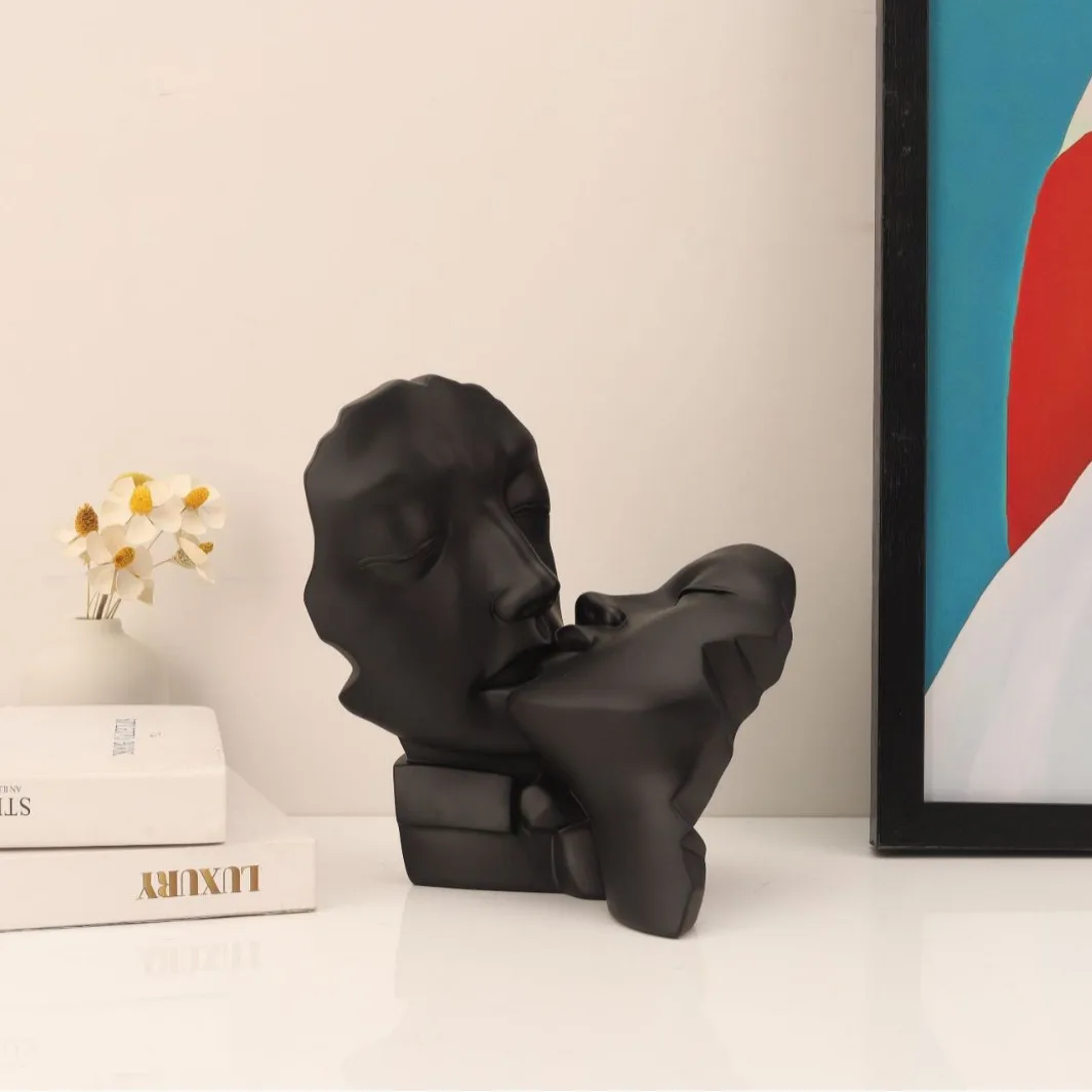 

Resin Crafts Abstract Portrait Sculpture Couple Gold Head Ornament Wedding Gifts Resin Decorative Figurines Home Decoration