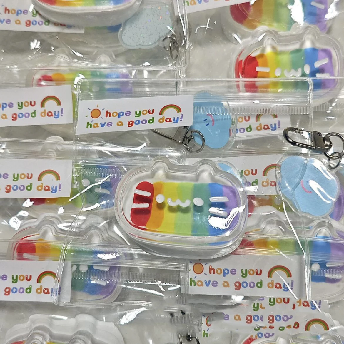 かわいいソフトスクイーズレインボー小さな猫スクイーズおもちゃ抗ストレスタバスクッシュキッズガールズおもちゃギフトストレスボール大人の感覚おもちゃ