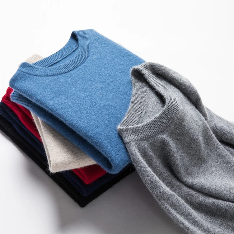 ​ سترة محبوكة أساسية برقبة دائرية للرجال - من خيوط المنك الصناعي من Core-Spun ​   القيمة الأساسية اليومية للمال متعددة الاستخدامات للتدفئة