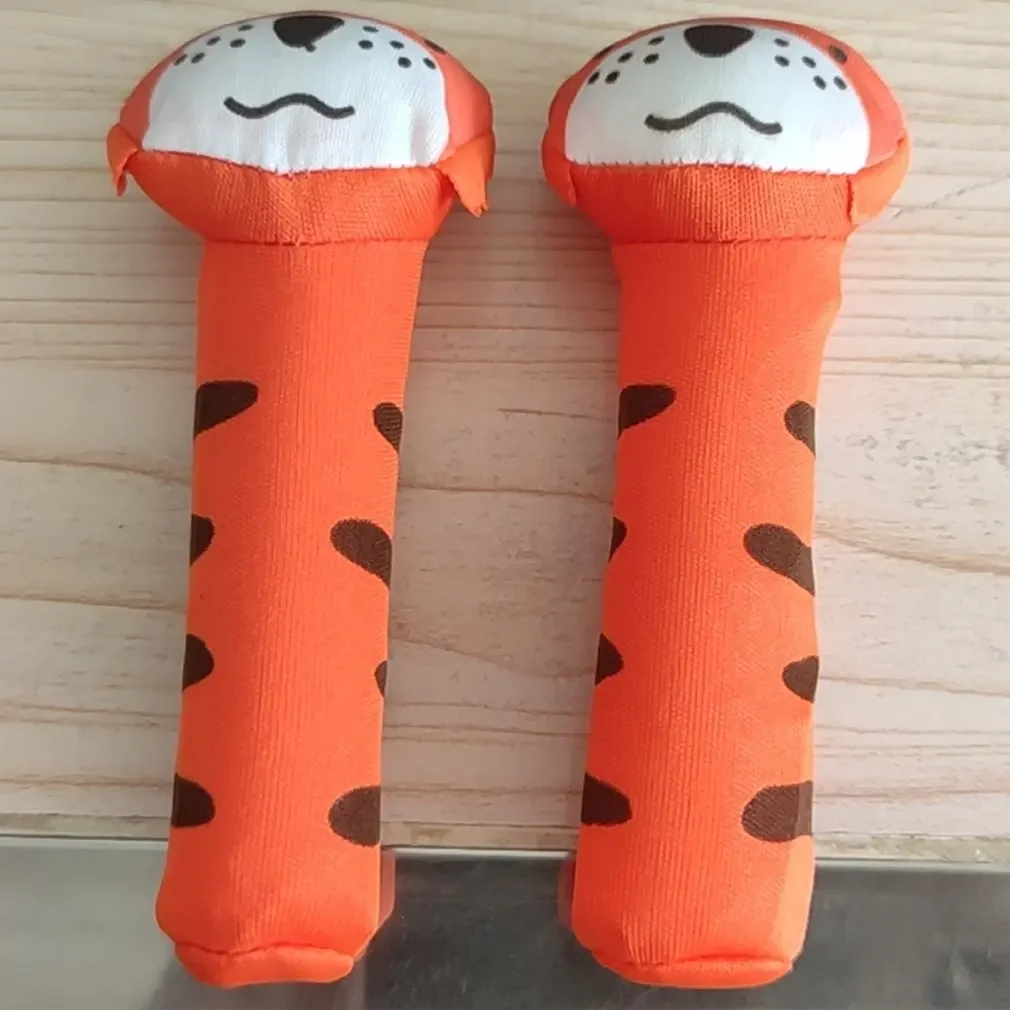 Hochet de cloche à main animal de dessin animé pour bébé, jouets mignons en peluche pour bébé de 0 à 12 mois