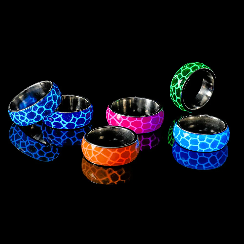 European and American New Niche Design Fashion Stainless Steel Resin Glow in the Night Creative Ring