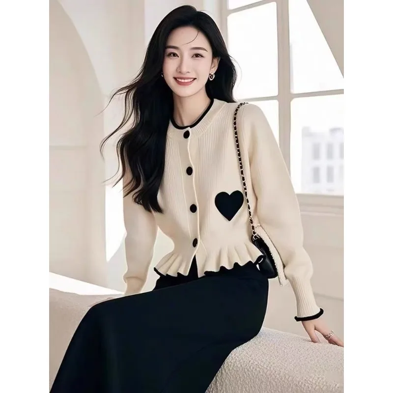 

Round Neck Love Sweater Coat Long Sleeve Autumn and Winter Loose Knitted Cardigan Top